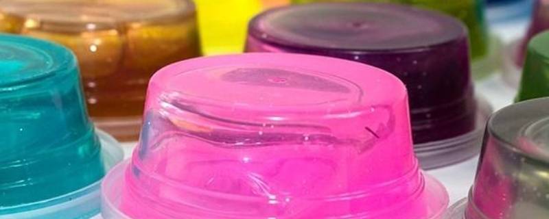 衣服上的水晶泥怎么去除