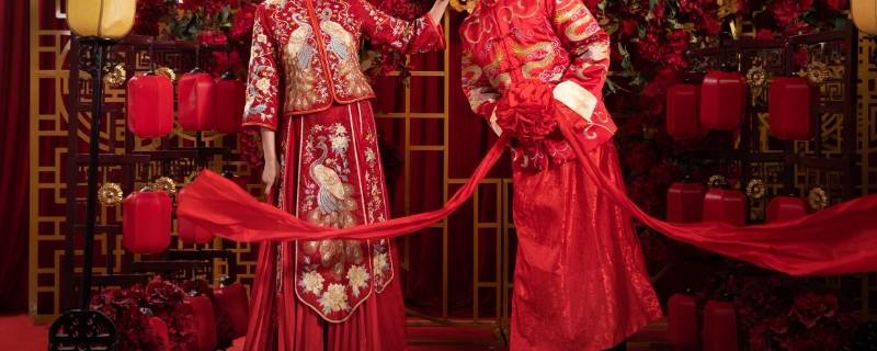 结婚银首饰配婚纱还是秀禾服